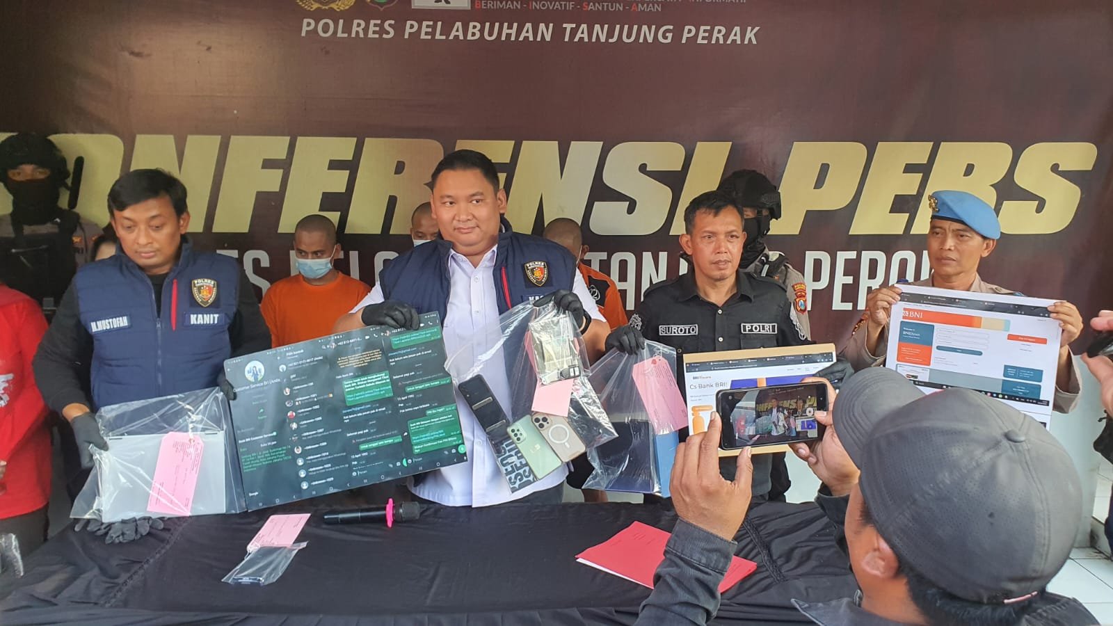 Polisi Berhasil Amankan Sindikat Pembobol Rekening Bank