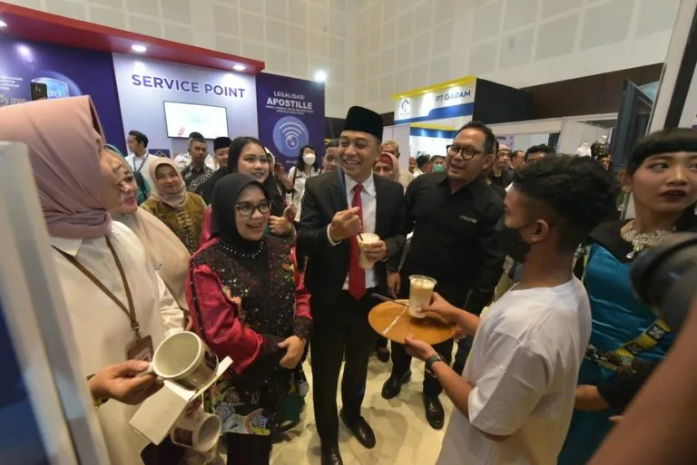 Walikota Surabaya Eri Cahyadi Resmi Membuka Great Expo SGE 2023