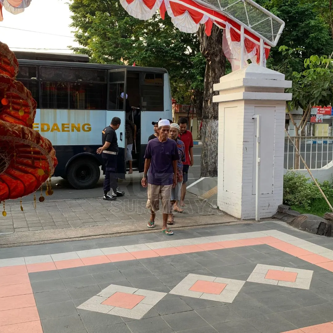 LAPAS KELAS I SURABAYA PINDAHKAN 30 NARAPIDANA KE LAPAS PASURUAN