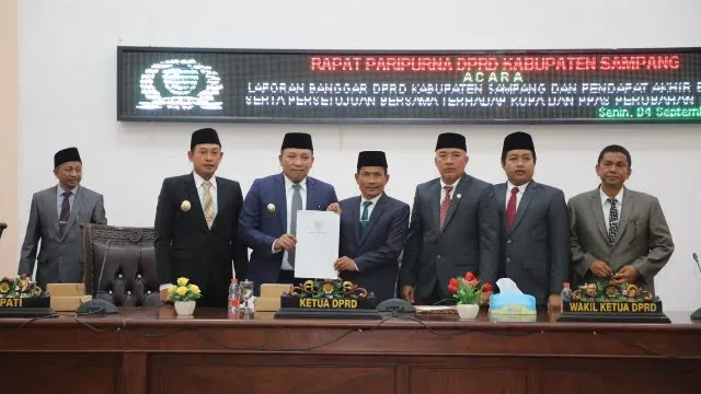 Bupati Sampang Bersama DPRD Sepakati KUA-PPAS APBD Tahun 2023