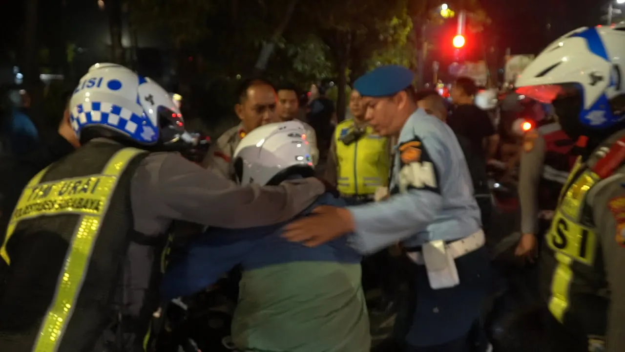 Tertibkan Balap Liar, Polrestabes Surabaya Amankan 110 Motor