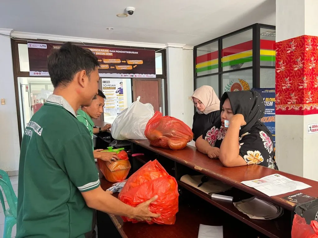 Narkotika Kelas IIA Pamekasan Berikan Layanan Kunjungan Tatap Muka Pengganti Hari Libur Nasional