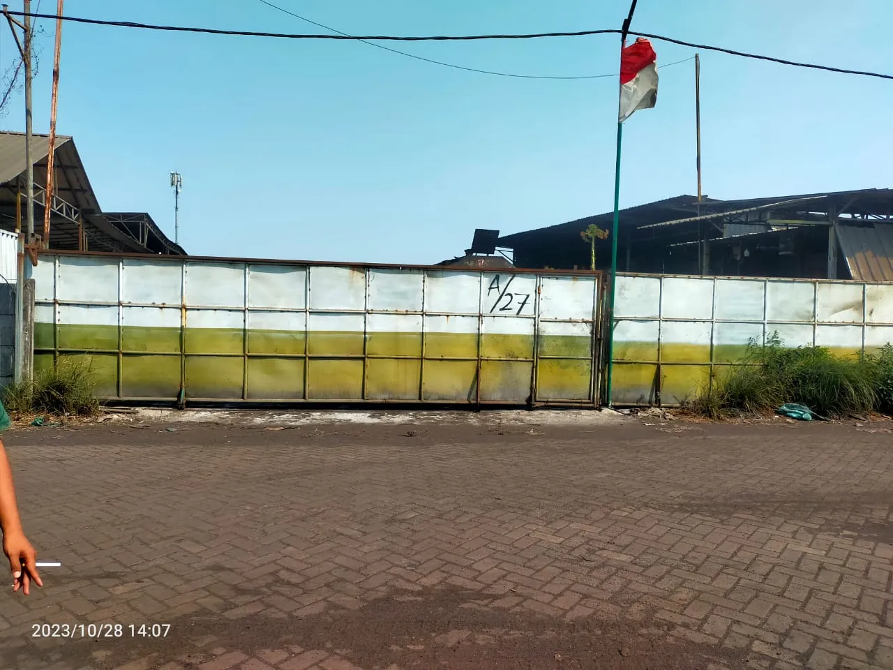 Gudang Osowilangun Diduga Jadi Tempat Penimbunan dan Pengolahan Minyak CPO Ilegal
