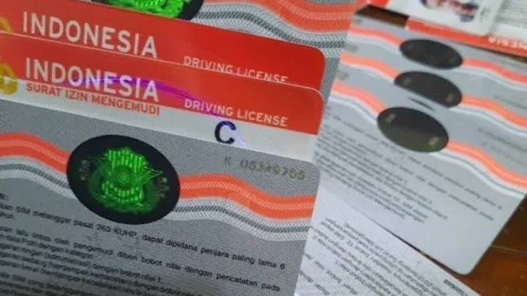 Masih Banyaknya Calo Berkeliaran  Di Satpas Polres Batu
