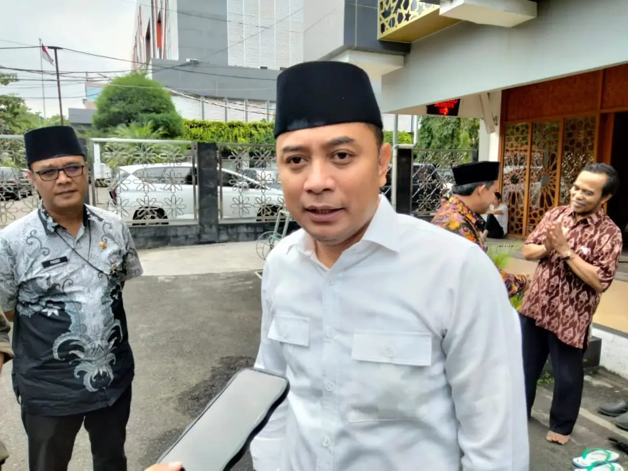 Eri Cahyadi Akan Pecat ASN Pemkot Yang Bekingi RHU