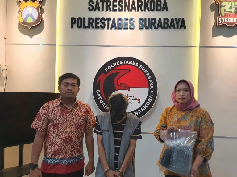 Satreskoba Polrestabes Surabaya, Berhasil Mengamankan Pemuda Tersangka Penyalahgunaan Narkotika Jenis Sabu