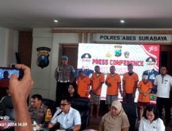Satreskrim Polrestabes Surabaya berhasil mengamankan 4 orang yang mencabuli bocah (masih keluarga pelaku) selama 4 tahun.