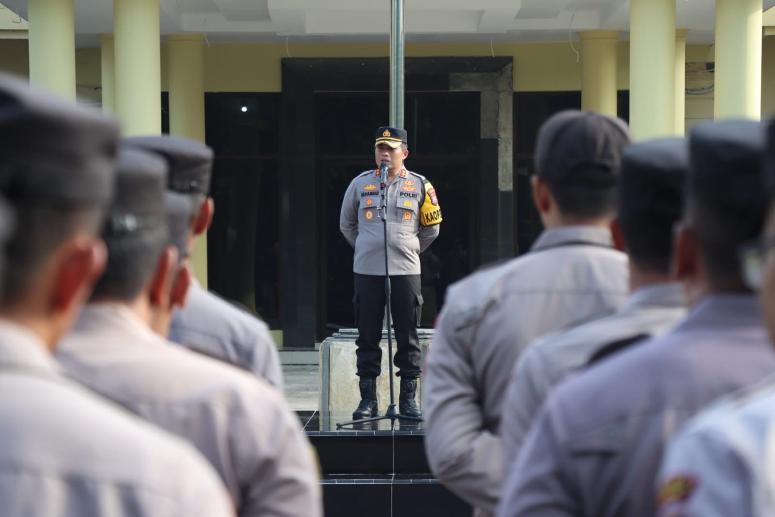 Polres Nganjuk Gelar Apel Kesiapan Pengamanan Kampanye Capres, Kapolres : Jangan Ada Kesalahan dan Jaga Netralitas