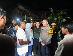 Kapolres Bondowoso Bersama Forkopimda Sambangi Korban dan Lokasi Terdampak Puting Beliung