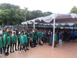 Gabungan Aliansi BEM melakukan Deklarasi Pemilu Damai di Tugu Proklamasi, Menteng, Jakarta Pusat, Selasa (23/1/2024) pukul 14.30 WIB. Para mahasiswa ini menyatakan siap untuk mengawal pemilu 2024 berjalan aman dan damai.