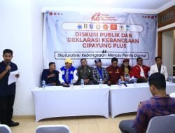 Mahasiswa meminta persatuan dan kesatuan tetap dijaga dalam pelaksanaan Pemilu 2024 demi kepentingan bangsa Indonesia. Hal ini dinyatakan oleh mereka yang tergabung dalam kelompok Cipayung Plus dalam suatu diskusi di Rumah Kebangsaan, Jakarta Selatan, Selasa (23/1/2024). 