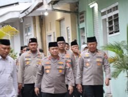 Wakil Operasi Nusantara Cooling System (Wakaops NCS) Polri, Brigjen Yuyun Yudhantara mengunjungi kediaman Ketua Umum Rabithah Alawiyah, Habib Taufiq bin Abdul Qodir Assegaf di Kota Pasuruan, Jawa Timur, Kamis (25/1/2024) sore.