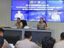 Direktorat Lalu Lintas Polda Jatim menggelar kegiatan Analisa dan Evaluasi (Anev ) Mahameru Lantas dan Deklarasi Zero Knalpot Tidak Sesuai Spesifikasi Teknis di Gedung Sarja Arya Racana (SAR) Polres Tulungagung.