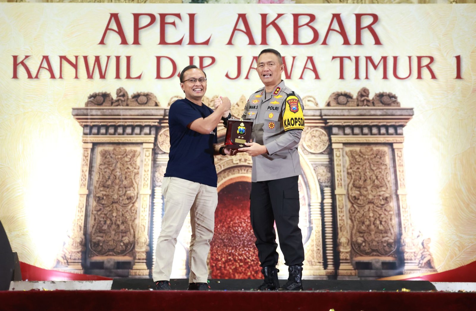 Berbagai langkah yang dilakukan oleh Polda Jawa Timur dalam upaya mewujudkan kondusifitas di wilayah hukumnya pada masa Pemilu 2024 terus dilakukan.