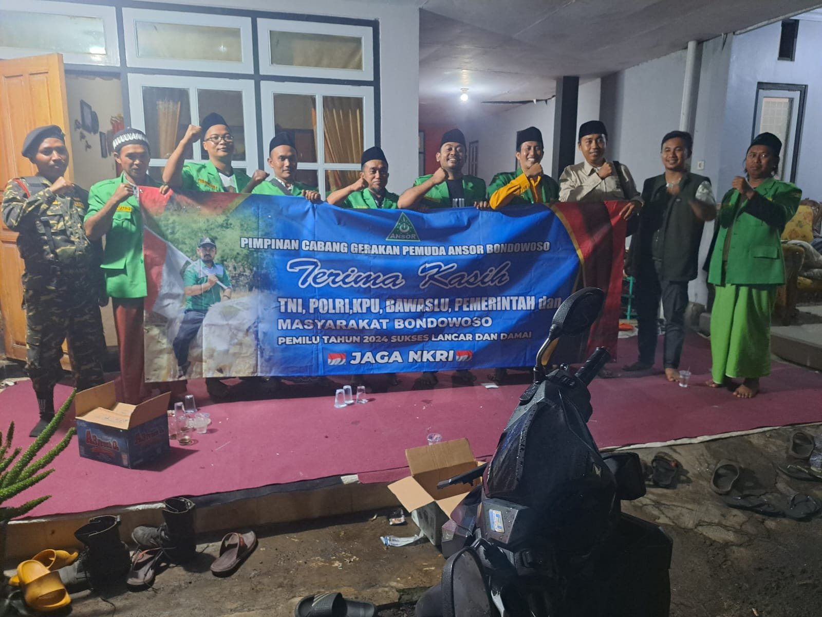 Pengurus Cabang Gerakan Pemuda Ansor Kabupaten Bondowoso memberikan apresiasi kepada seluruh pihak, yang telah berhasil menciptakan Pemilu damai pada 14 Februari kemarin. PC GP Ansor Bondowoso berterimaksih secara lisan dan simbolis melalui pemasangan spanduk di beberapa titik. 