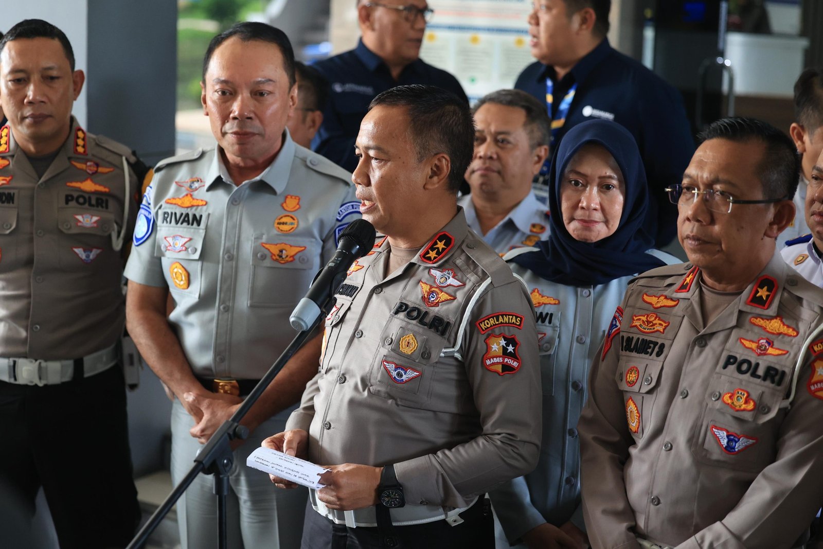 Kakorlantas Polri Irjen Pol Aan Suhanan, melakukan Survei Jalur Tol Trans – Jawa mulai dari Jakarta hingga Tol Surabaya Jawa Timur.