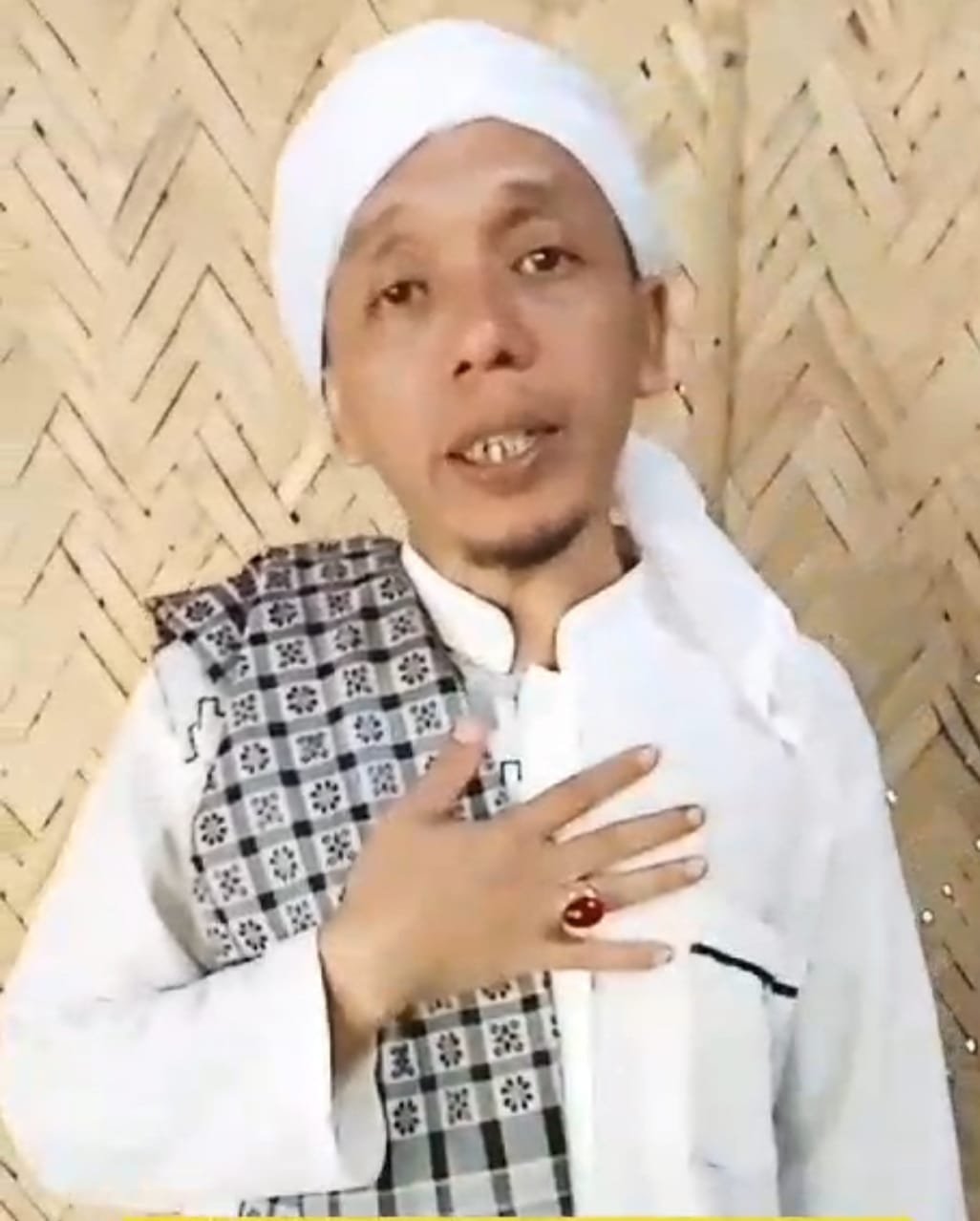 Tahapan Pemilu 2024 mulai dari pencoblosan dan penghitungan telah selesai dilaksanakan di seluruh Indonesia, dan berjalan dengan lancar serta damai, begitu juga yang di Kabupaten Bondowoso