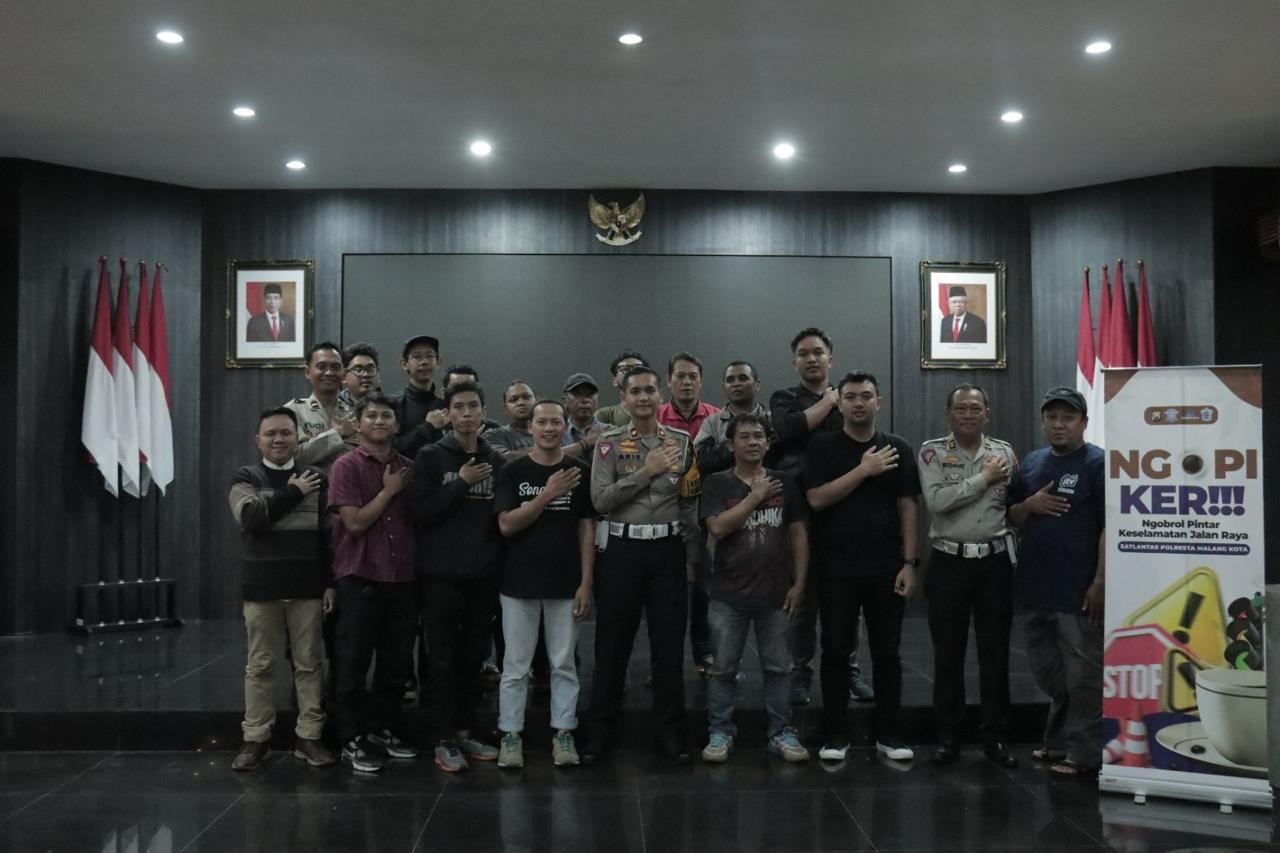 Keselamatan jalan raya merupakan salah satu fokus utama oleh Satlantas Polresta Malang Kota untuk selalu disosialisasikan kepada seluruh elemen masyarakat.