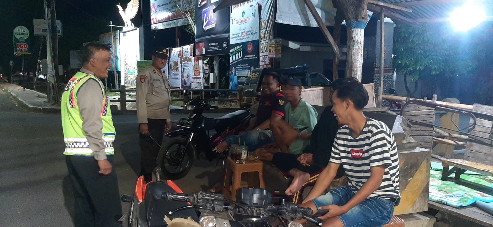 Dalam rangka menjamin rasa aman dan nyaman selama bulan Ramadan 2024, Kapolres Nganjuk AKBP Muhammad, S.H., S.I.K., M.Si., mengambil langkah strategis dengan mengintensifkan Patroli Sahur, Jum’at (15/03/2024).