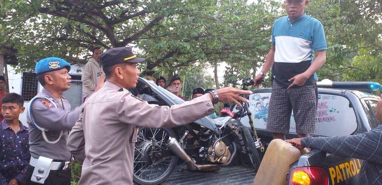 Bulan Ramadhan bukannya dimanfaatkan untuk memperbanyak ibadah, puluhan anak muda di Pamekasan malah menjadikannya ajang untuk balapan liar.