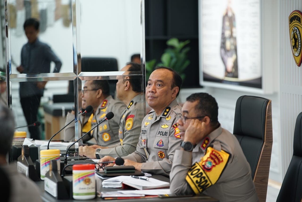 Mabes Polri membuka Hotline khusus terkait penerimaan anggota baru tahun 2024.