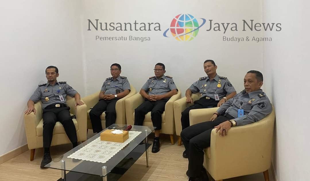 Sekretaris Jenderal Kementerian Hukum dan HAM RI, Komjen. Pol. Andap Budhi Revianto, memimpin kegiatan Arahan Tugas secara hybrid, Senin (01/04).