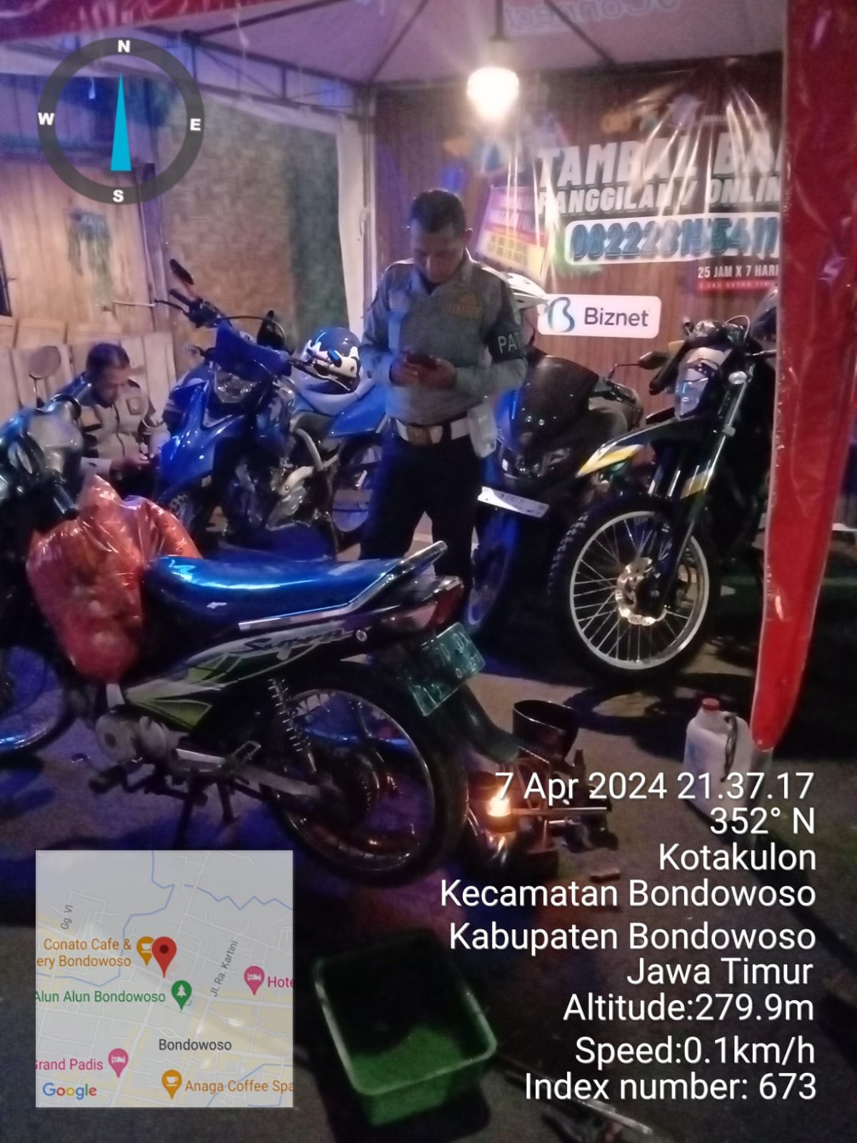 Unik, Pos Mudik Polres Bondowoso Buka Layanan Tambal Ban 24 Jam