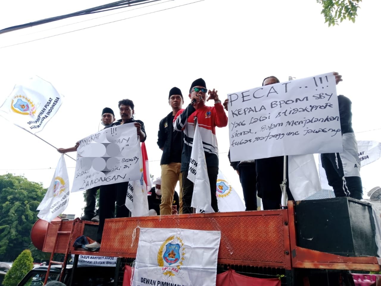 AMI Akan Mengepung dan Menggeruduk BBPOM Surabaya Sekaligus Melaporkan BBPOM Surabaya, Dinkes Lamongan dan Klinik Kecantikan MS Ke APH