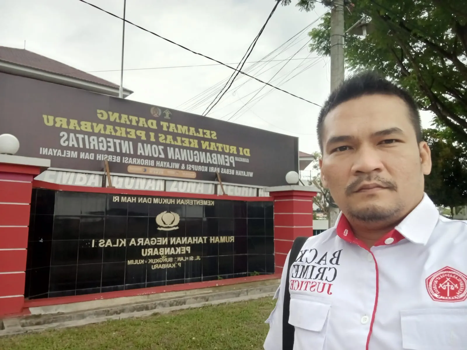 Advokat Andy Hakim Nasution "Kapolresta Denpasar Memenjarakan Seorang Mahasiswi Asal Bali Dijeruji Besi,Ita Delita diduga Dilapan Enam,Bandar Judol