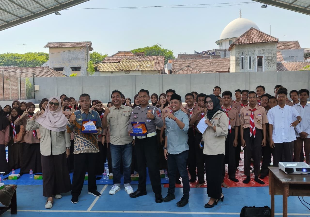 Stikosa AWS Bekerjasama dengan Polda Jatim Menyelenggarakan Kampanye Safety Riding