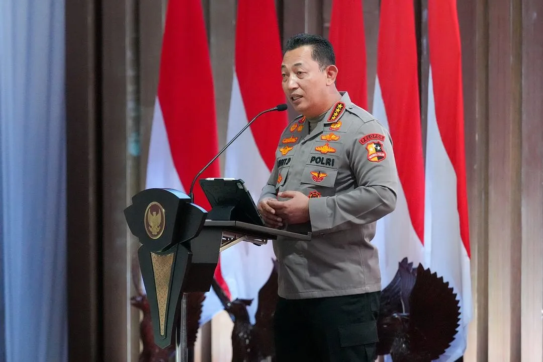 Kapolri Isi Materi Pemberantasan Korupsi di Retreat Kabinet Merah Putih