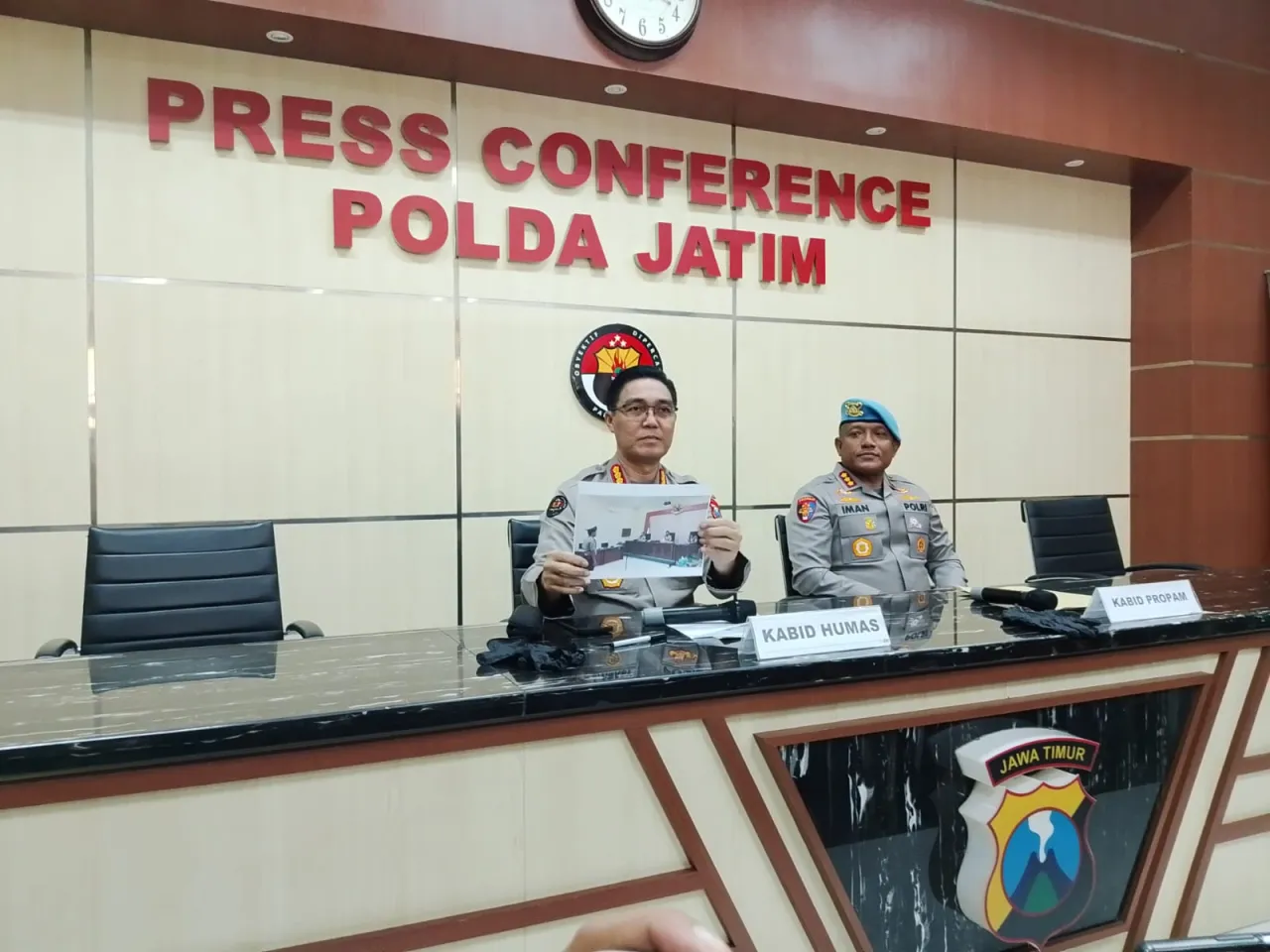 Polda Jatim Ungkap Kasus Polisi Rudapaksa Tahanan Wanita di Rutan Pacitan