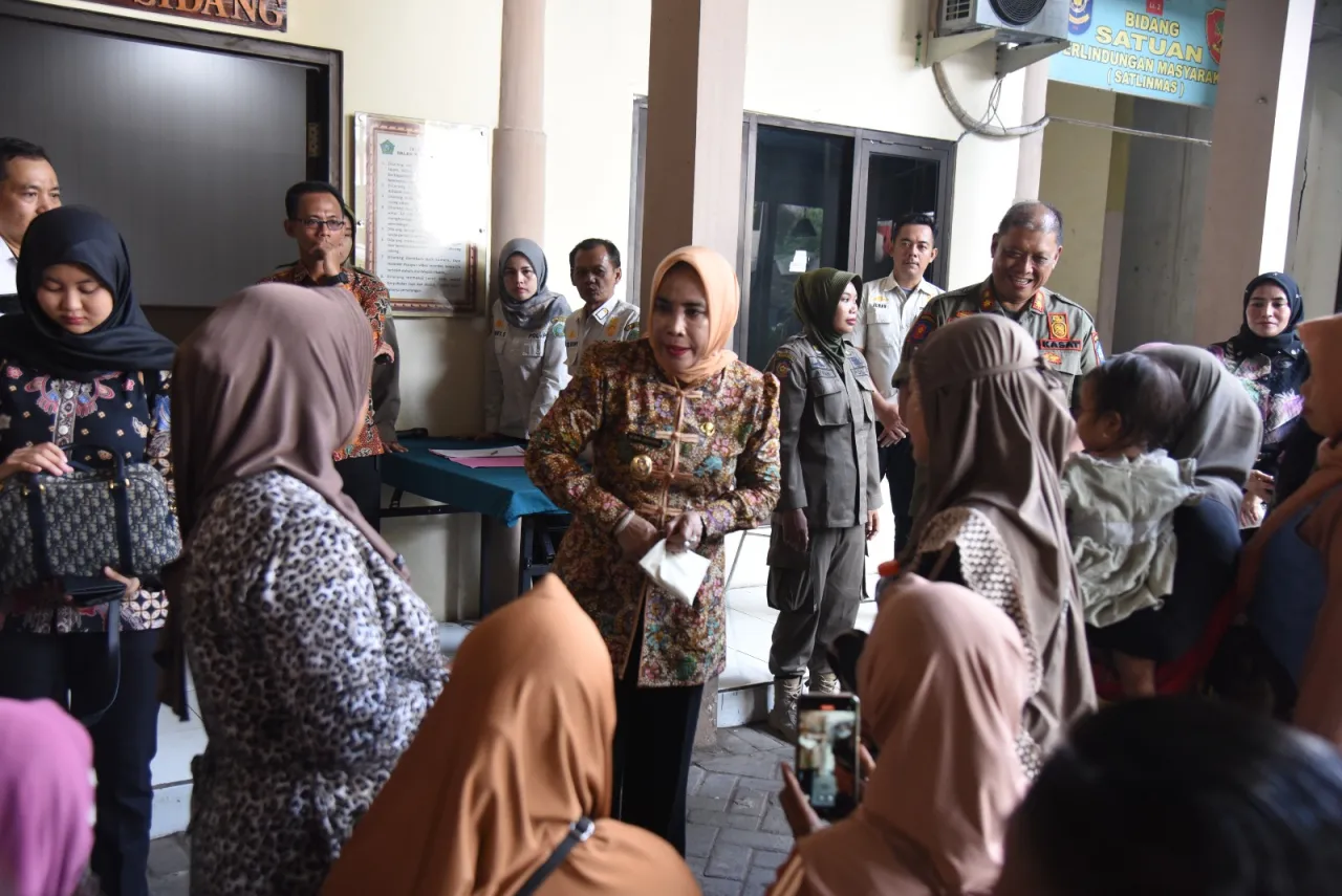 19 PKL di Sidoarjo Kena Denda Sidang Tipiring, Nekat Jualan di Trotoar