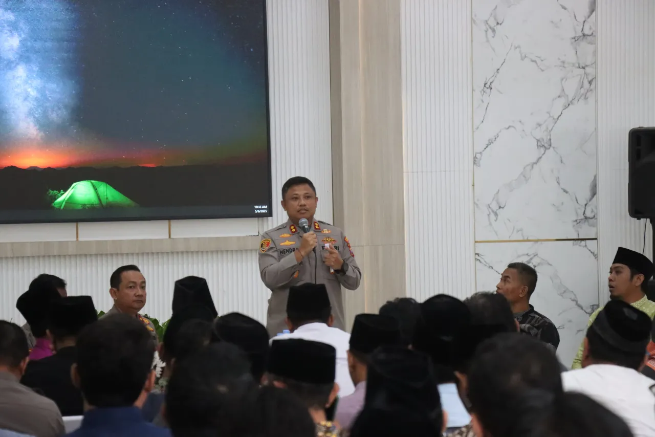 Kapolres Pamekasan Ajak Kades dan Lurah Jaga Kamtibmas dan Cegah Aksi Premanisme*