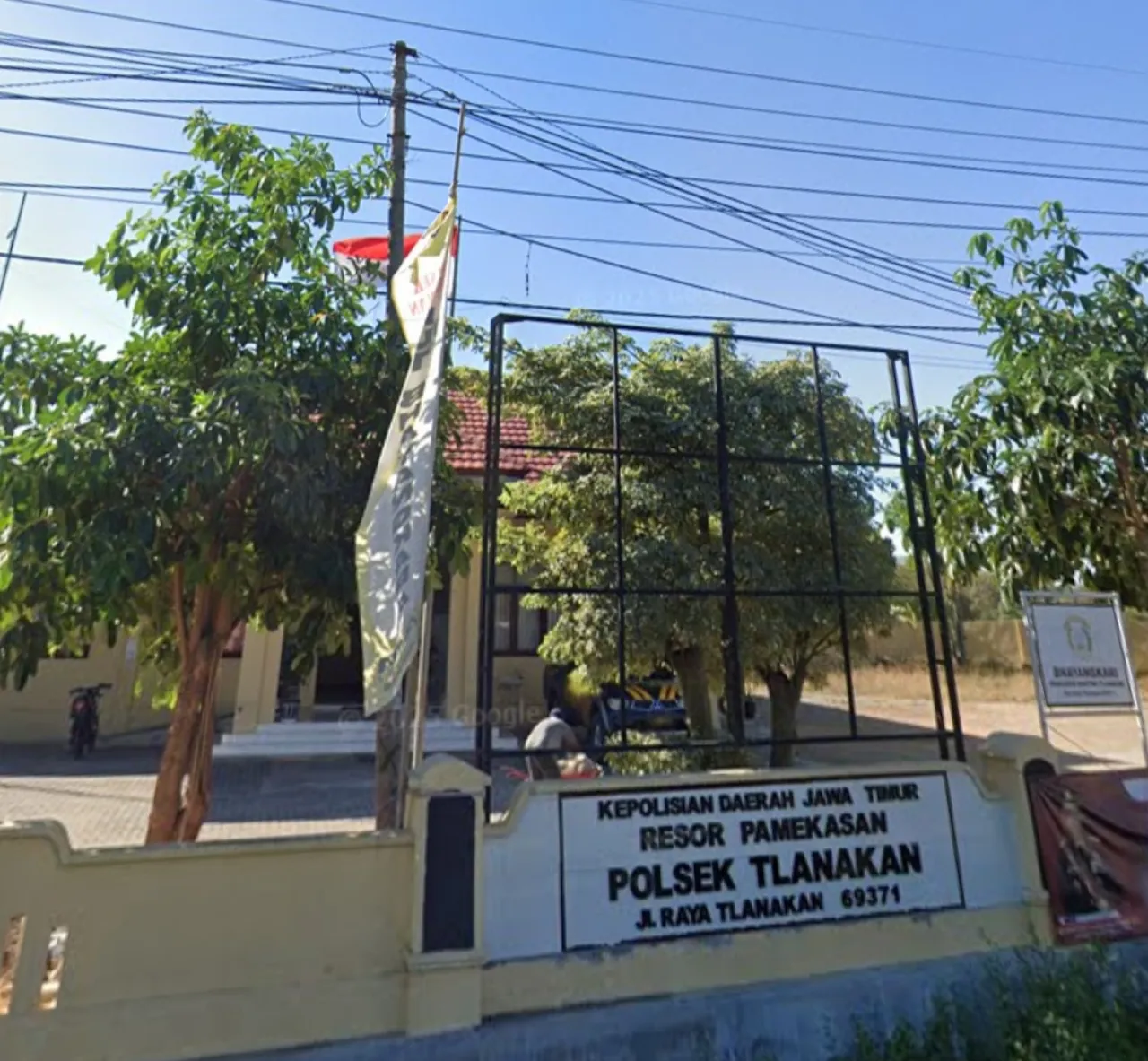 Oknum Polisi Polsek Tlanakan Diduga Tahan Uang Warga Rp 20 Juta Sejak 2015.