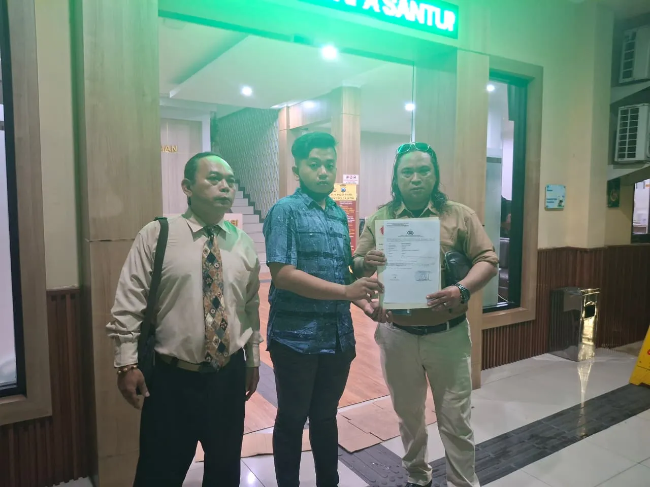 Bos Perusahaan Rokok Ayunda, Bambang Budianto, Dilaporkan Anaknya ke Polda Jawa Timur Terkait Dugaan Penggelapan Mobil