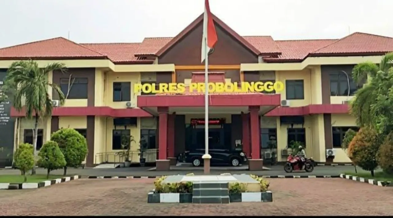 Oknum Polisi Diduga Terima Atensi, Bebaskan Bisnis Ilegal BBM Bersubsidi dan Galian C di Probolinggo
