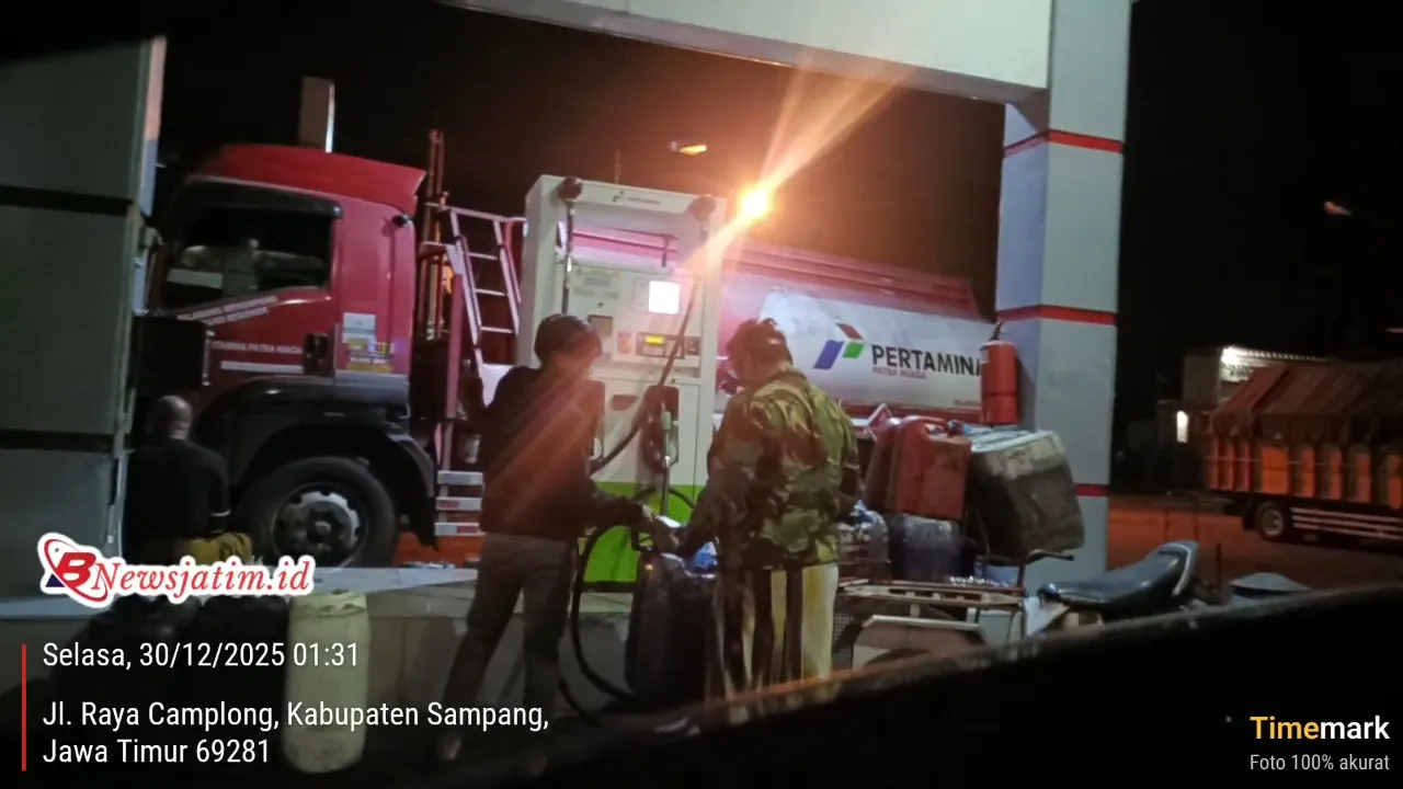 Dugaan Praktik "Main Mata" di SPBU Camplong: Jeriken Mengular, Operator Malah Tidur