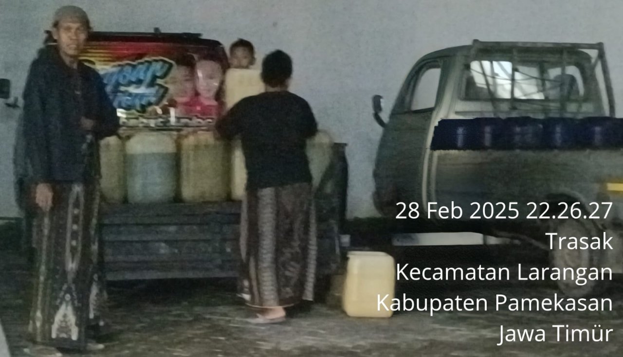 Diduga Pengisian BBM Bersubsidi dengan Jerigen Marak di SPBU Trasak Pamekasan
