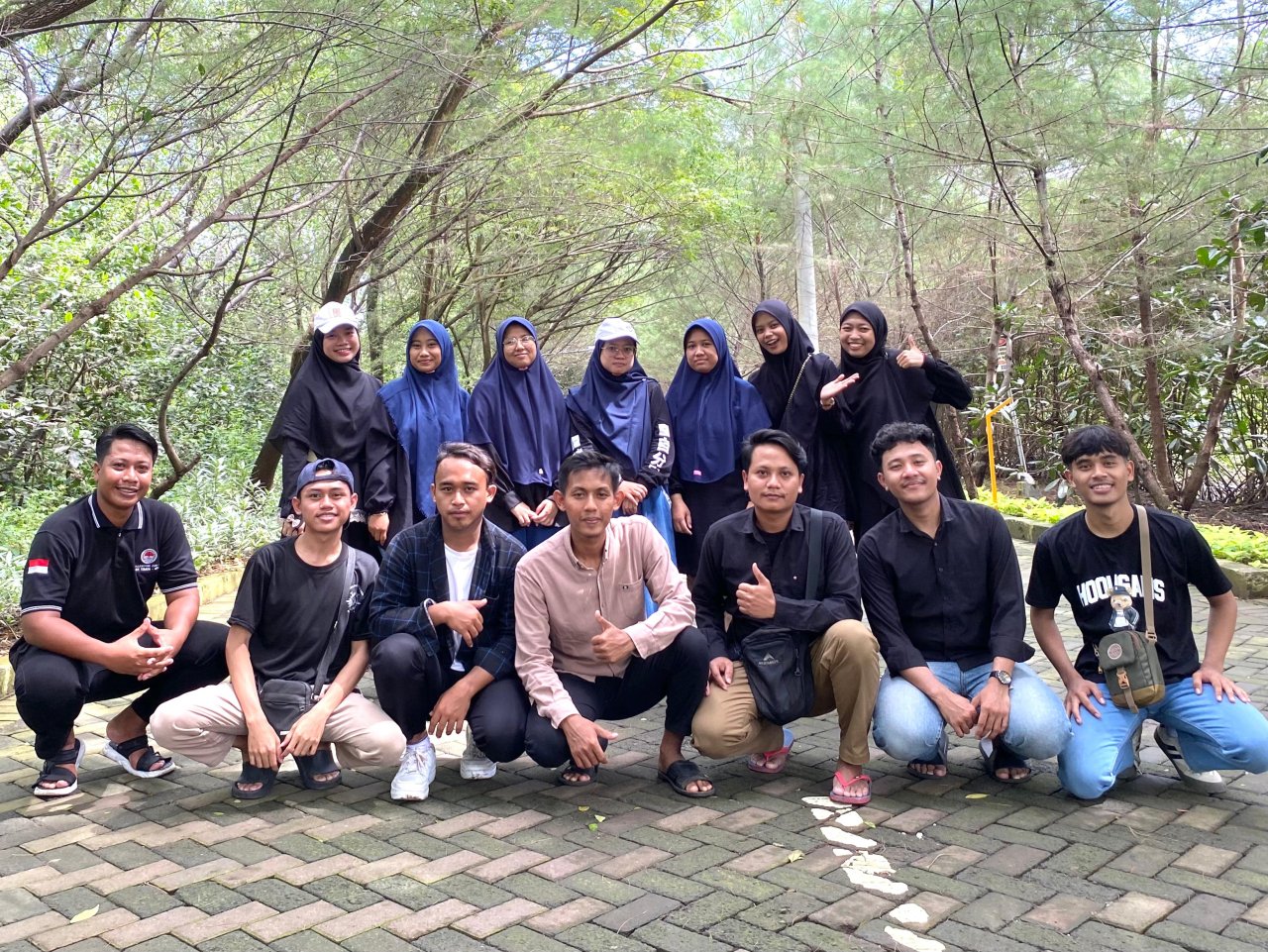 Generasi Cabe Rawit LDII Rungkut Kidul Gelar Outing Class Di Ekowisata Hutan Mangrove Gunung Anyar