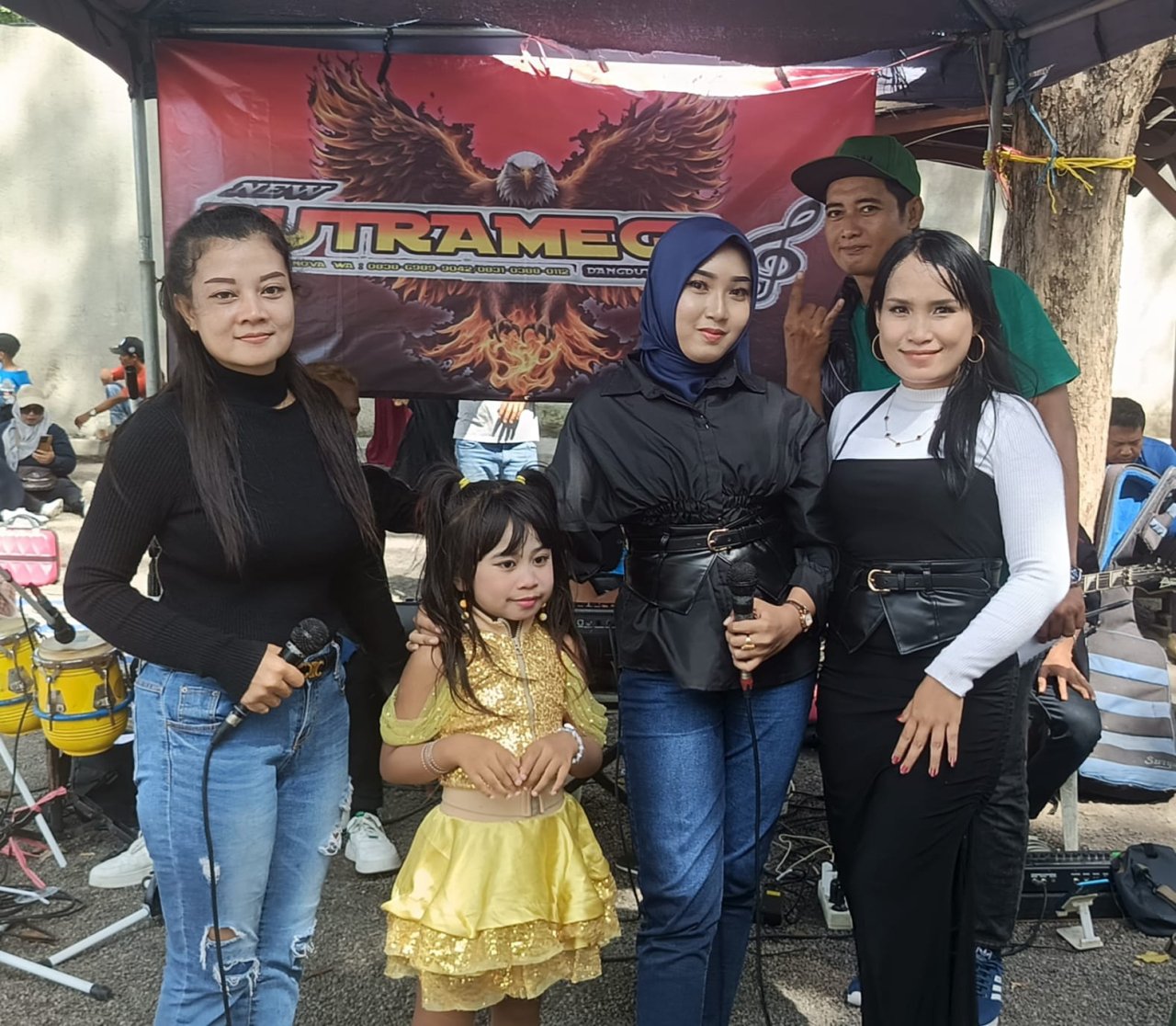 Suasana Gembira dan Meriah di Taman Hiburan Pantai Kenjeran, Penyanyi Cilik Dinda Queensya dan Vanesha Sukses