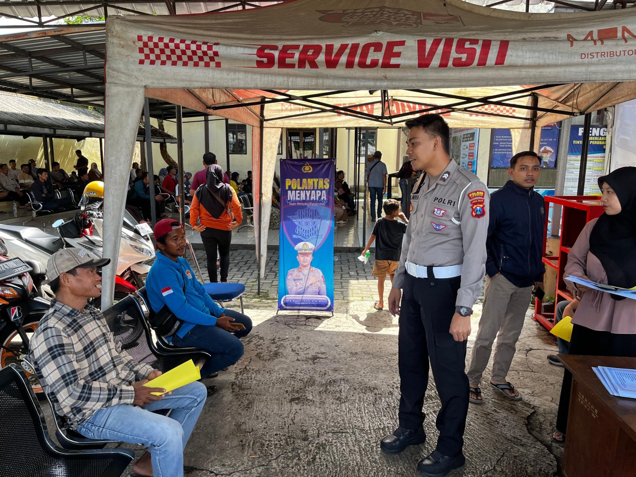 Polres Jember Hadirkan Layanan Publik yang Cepat - Transparan dan Humanis Lewat Program Polantas Menyapa
