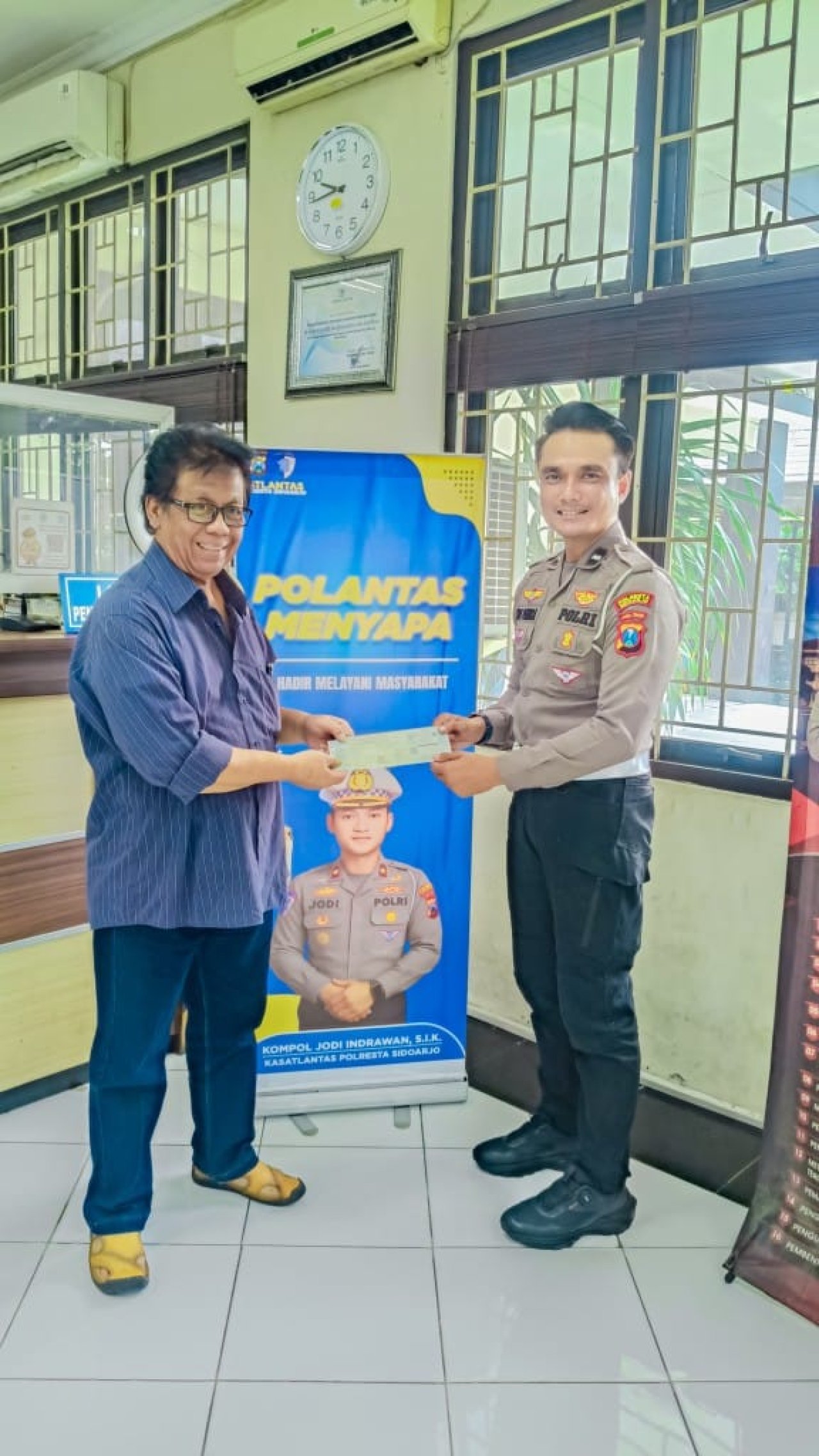 Program Polantas Menyapa: Samsat Sidoarjo Kota Edukasi Wajib Pajak Secara Humanis