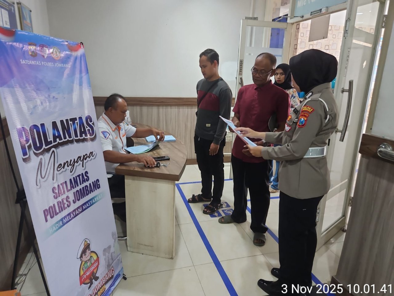Polantas Menyapa: Sentuhan Humanis Samsat Jombang Dalam Pelayanan Masyarakat