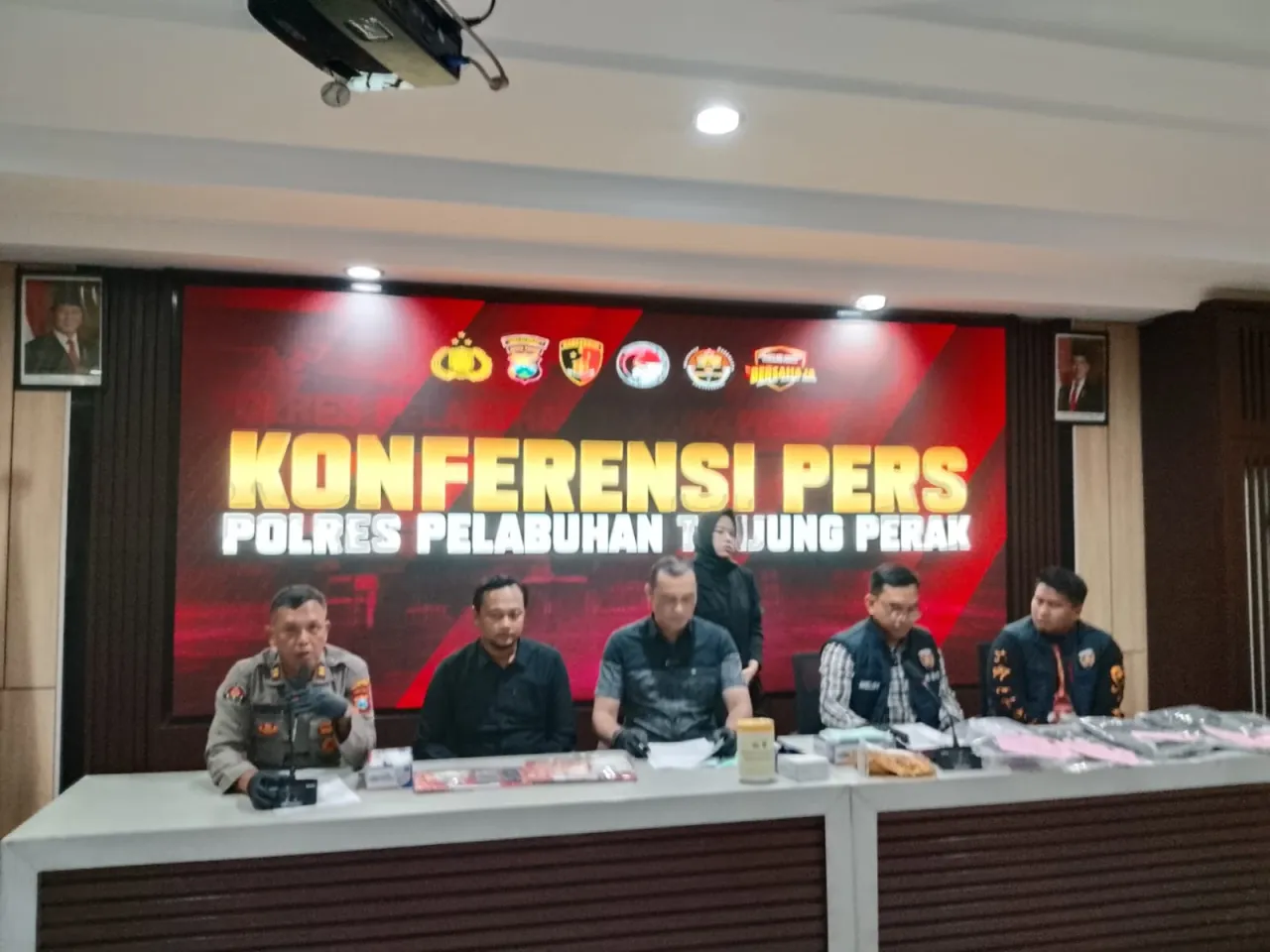 Polres Pelabuhan Tanjung Perak Ungkap Kasus Narkoba, 1 Bandar dan 3 Pengguna Ditangkap