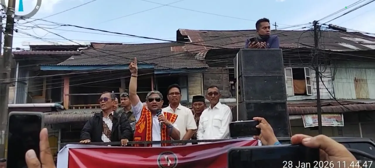 RIBUAN ONO NIHA BERSATU AKSI: TUNTUT HUKUM DAN STATUS TUGU MERIAM GUNUNGSITOLI