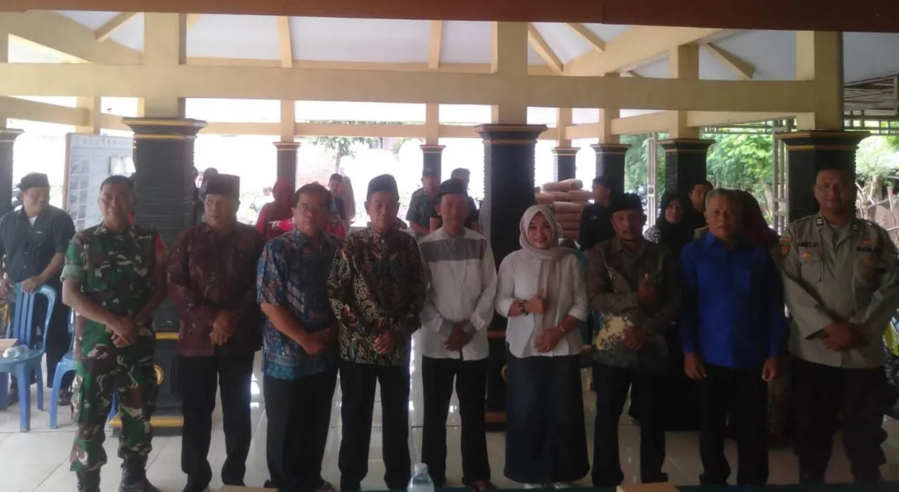 Warga Banyuajuh Protes Dugaan Penunjukan Langsung Ketua RT/RW oleh Kades