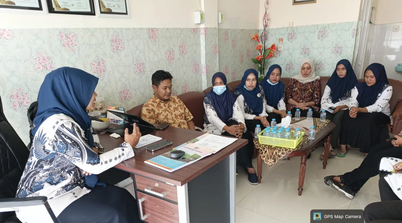Di Balik Libur Imlek 2026, Dedikasi Kapus Aning Jaga Layanan Darurat UPT Puskesmas Tongguh Tetap Siaga 24 Jam