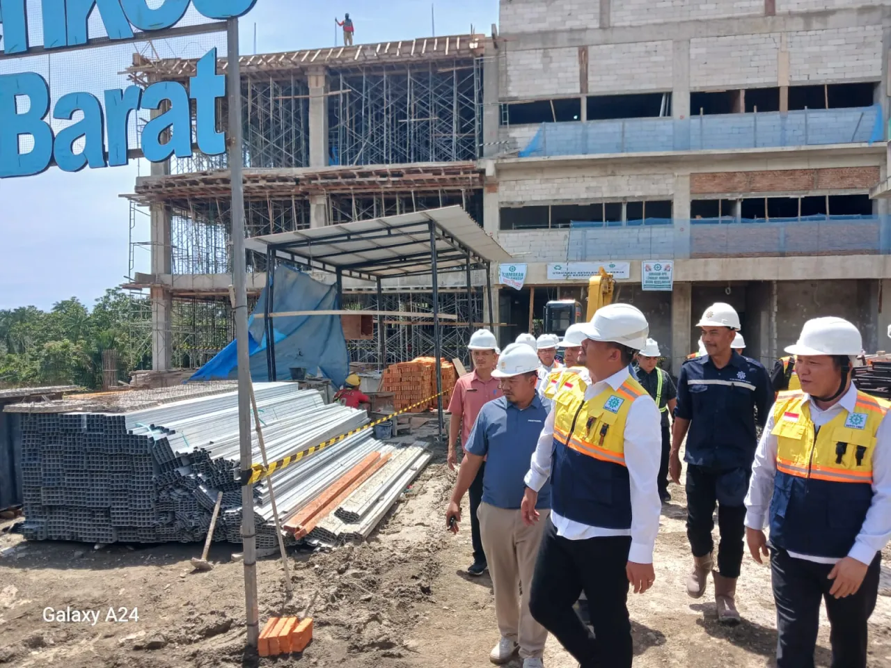Mega proyek 142 miliar Kesaksian Gubsu Dilihat mata Keterlambatan Pembangunan RS Pratama Program PHTC di Nias Barat