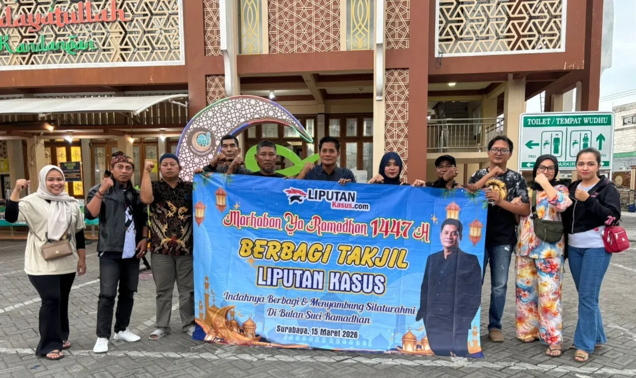 Media Liputan Kasus Turun ke Jalan, 500 Paket Takjil Dibagikan di Benowo